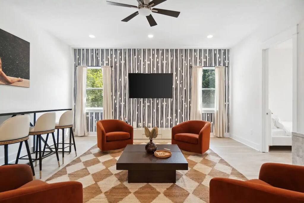 Showplace can help you host smarter.
